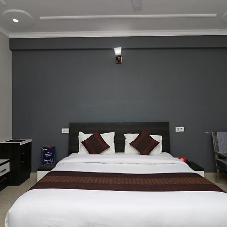 Oyo 11877 Royal Residency Hotel New Tehri Eksteriør billede