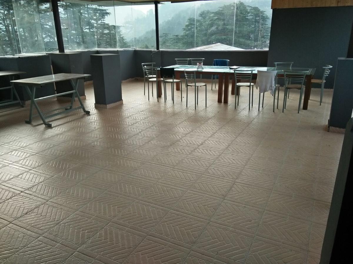 Oyo 11877 Royal Residency Hotel New Tehri Værelse billede