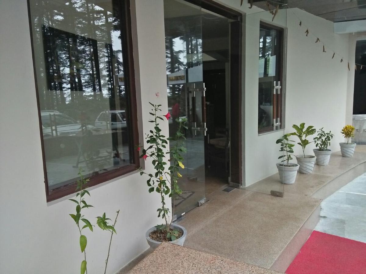 Oyo 11877 Royal Residency Hotel New Tehri Værelse billede