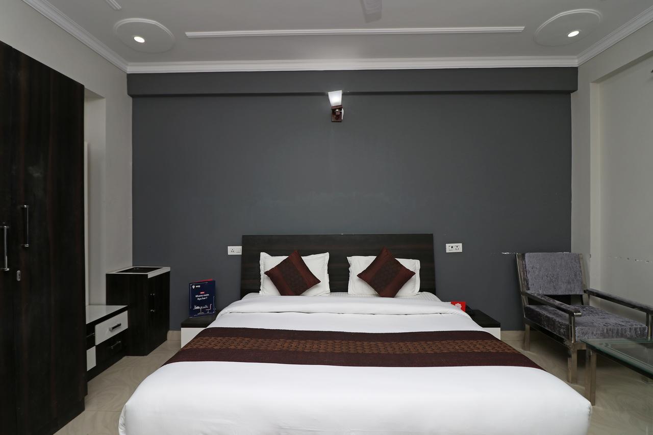 Oyo 11877 Royal Residency Hotel New Tehri Eksteriør billede