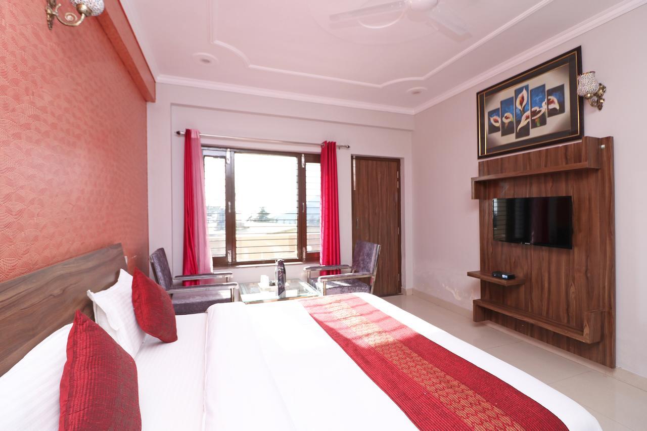 Oyo 11877 Royal Residency Hotel New Tehri Eksteriør billede
