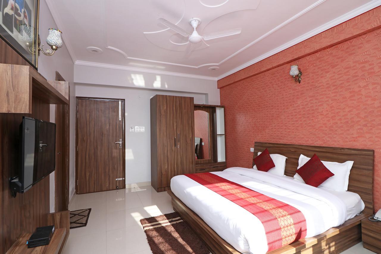 Oyo 11877 Royal Residency Hotel New Tehri Eksteriør billede